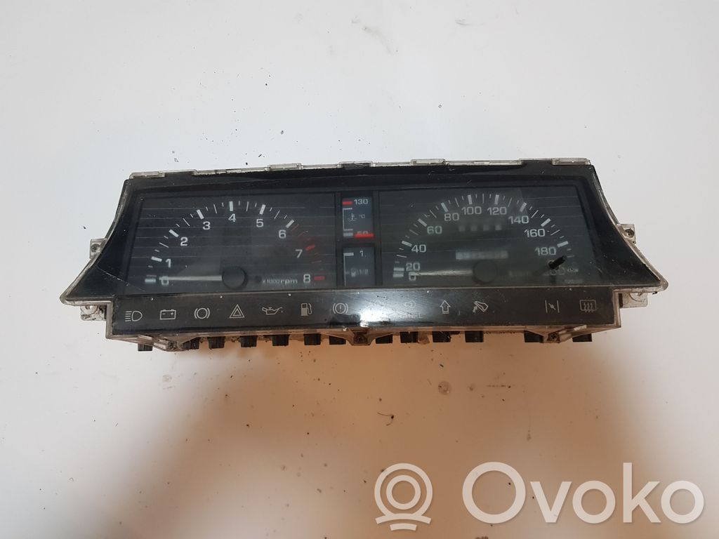 Speedometer (instrument cluster)
