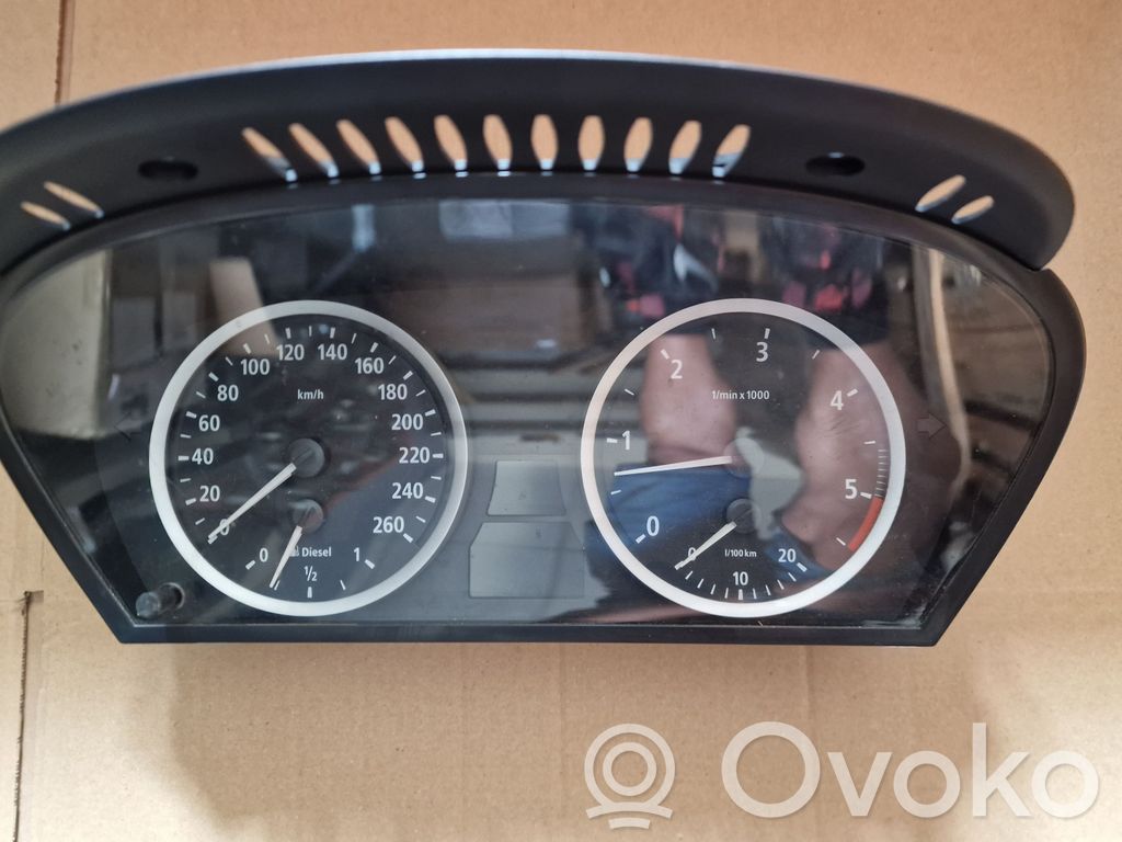 BMW 5 E60 E61 Спидометр (приборный щиток) 