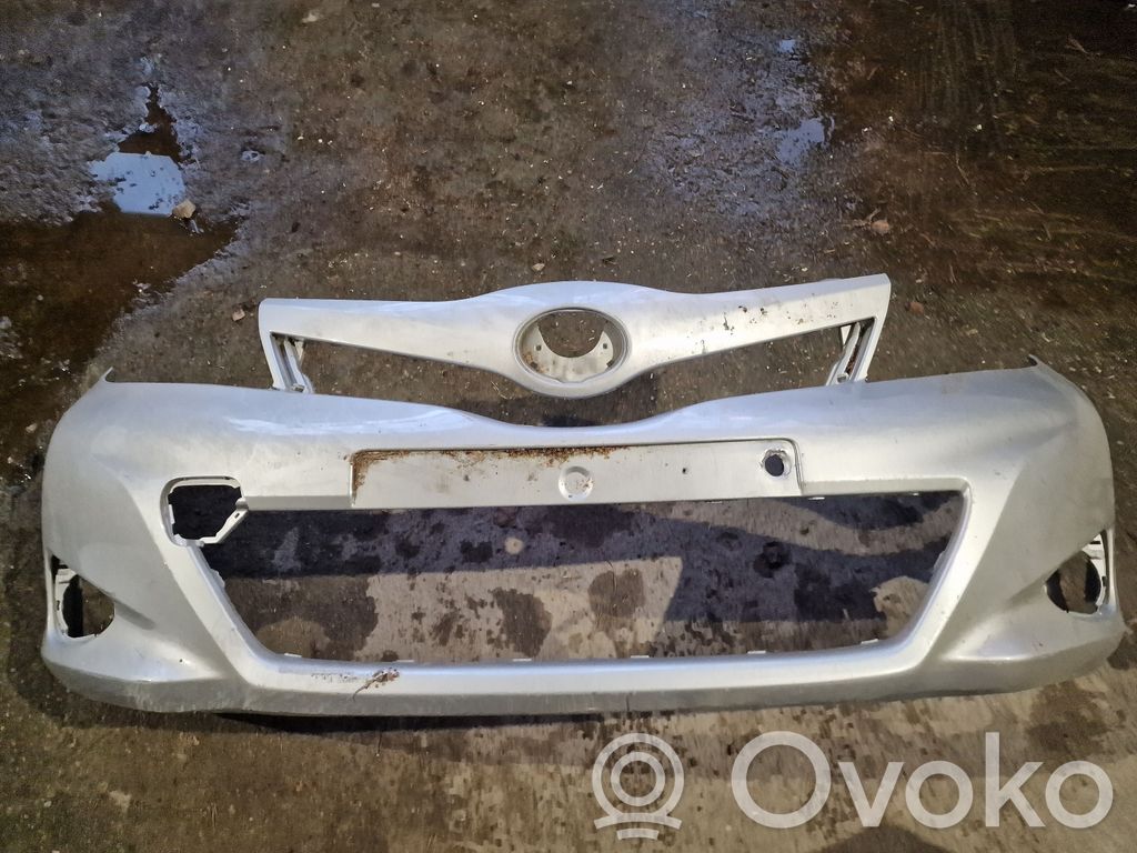 Toyota Yaris Parachoques delantero 