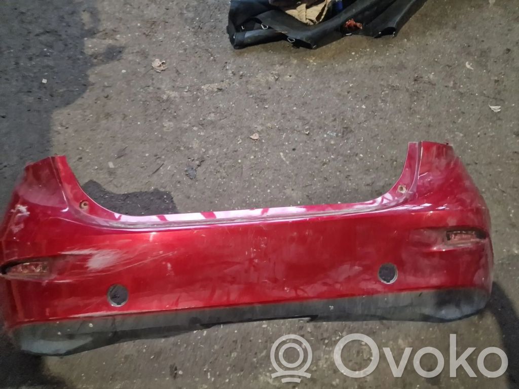 Mazda 3 II Parachoques 