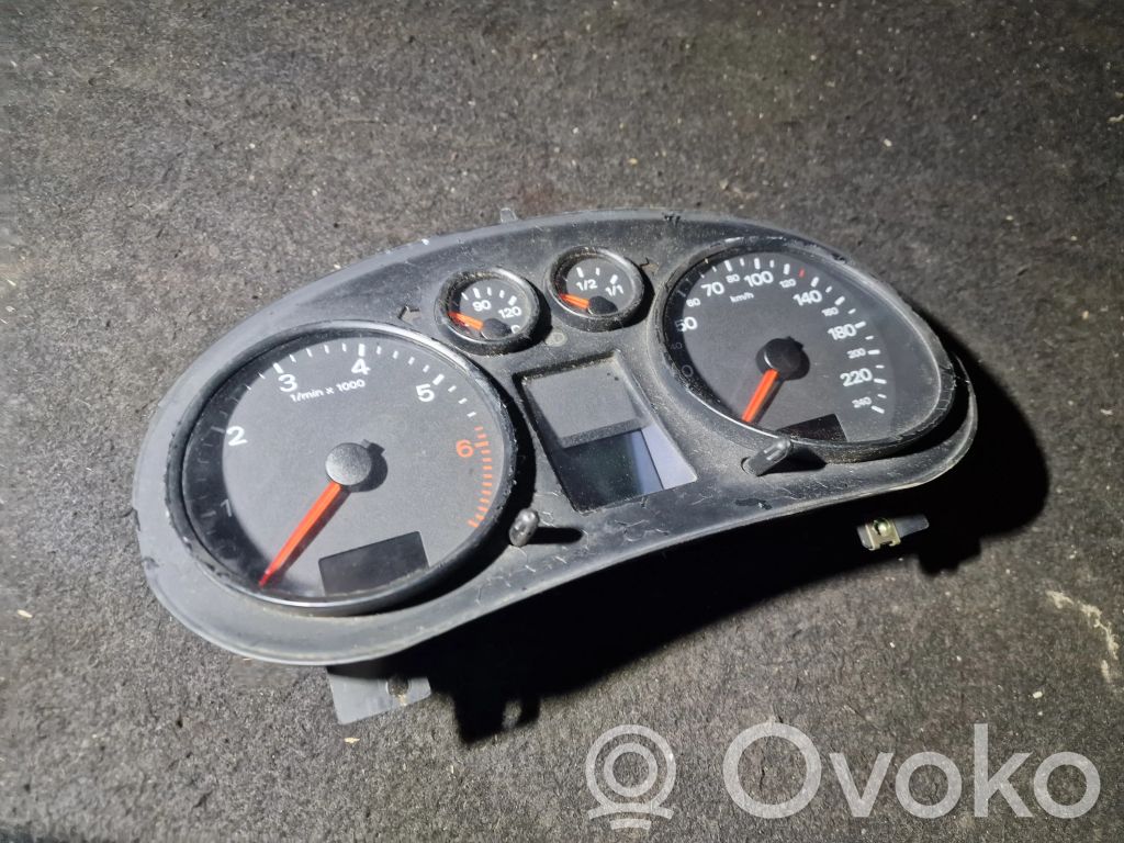 Audi A2 Speedometer (instrument cluster) 