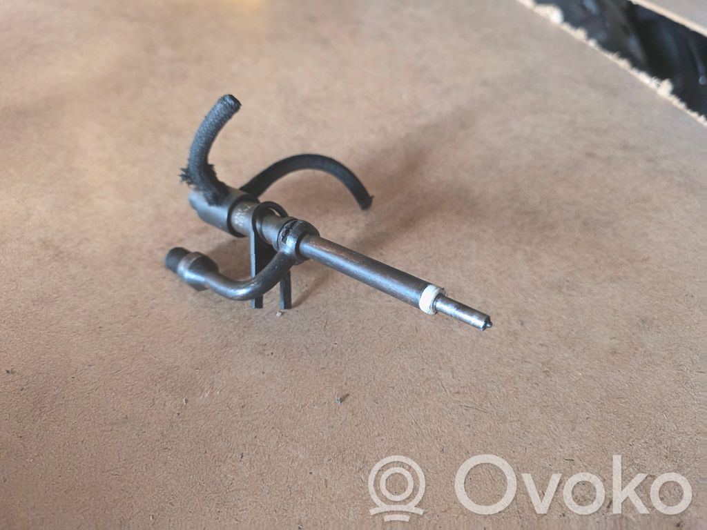 Fuel injector   974FDA
