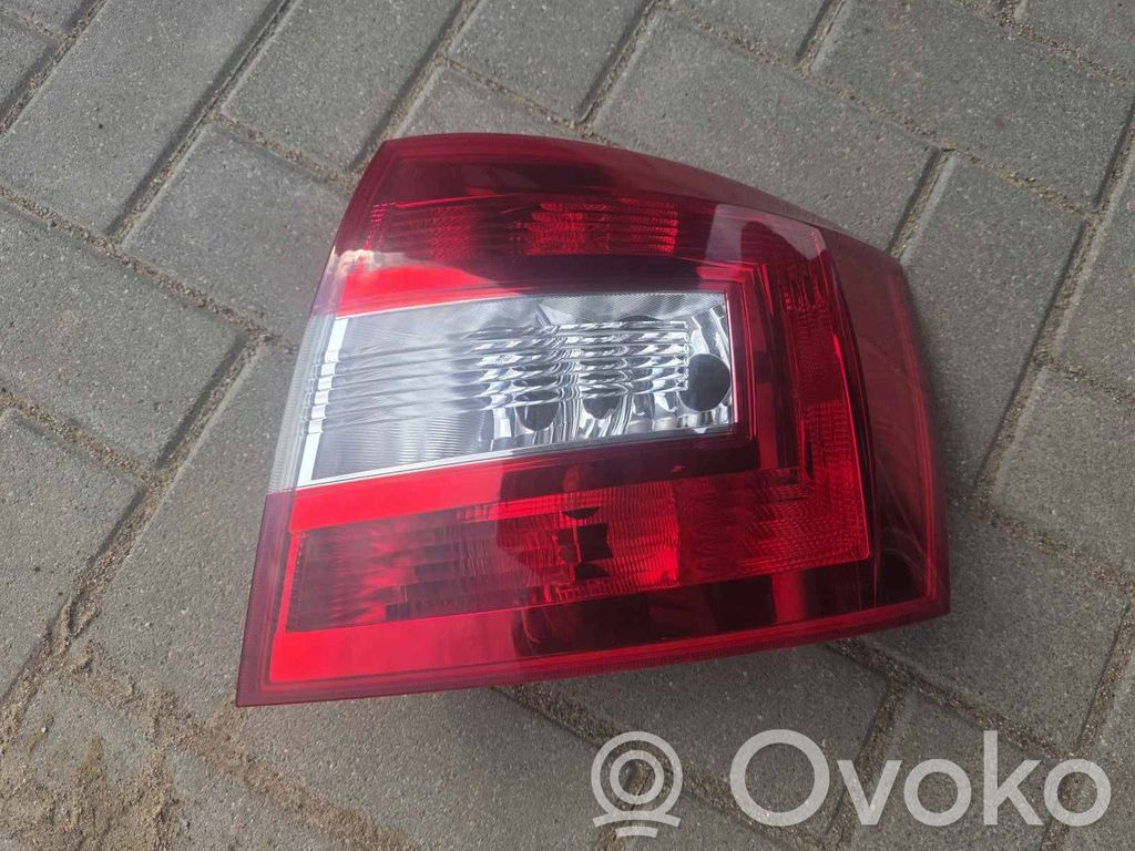 Skoda Rapid (NH) Lampa tylna 