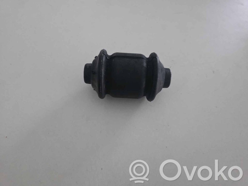 Volkswagen Caddy Cits aizmugures šasijas elements 
