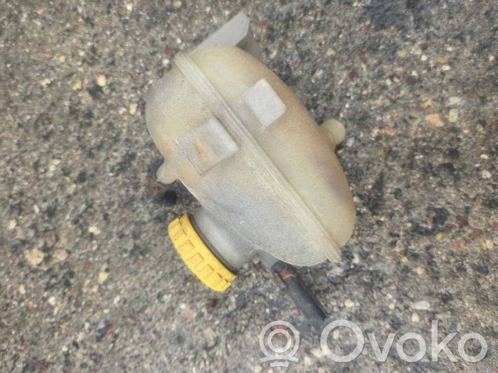 Opel Corsa C Aušinimo skysčio išsiplėtimo bakelis 