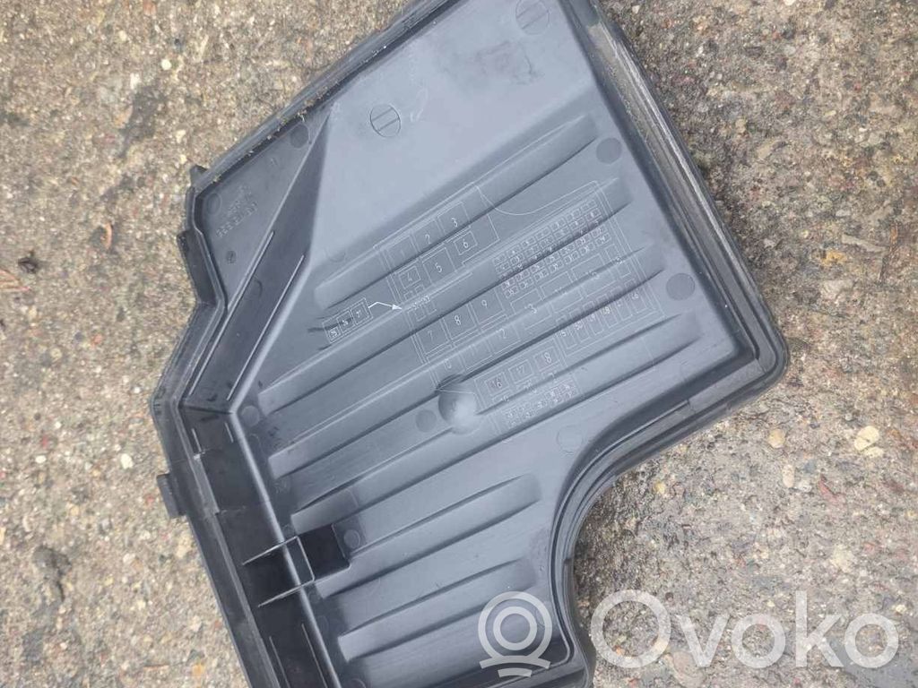 Opel Corsa C Sulakerasian kansi 