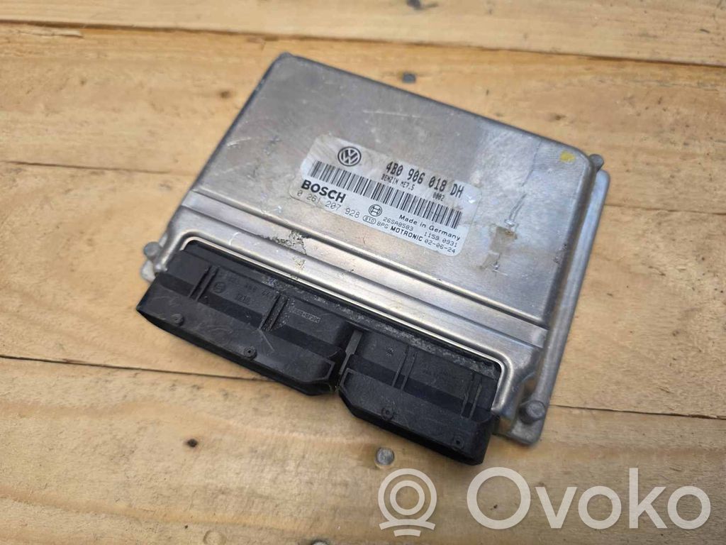Volkswagen PASSAT B5.5 Engine control unit/module 