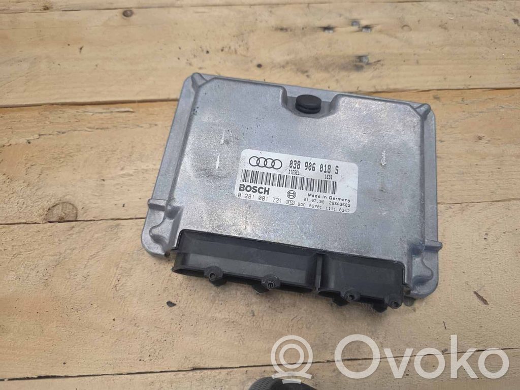 Volkswagen PASSAT B5 Engine control unit/module 