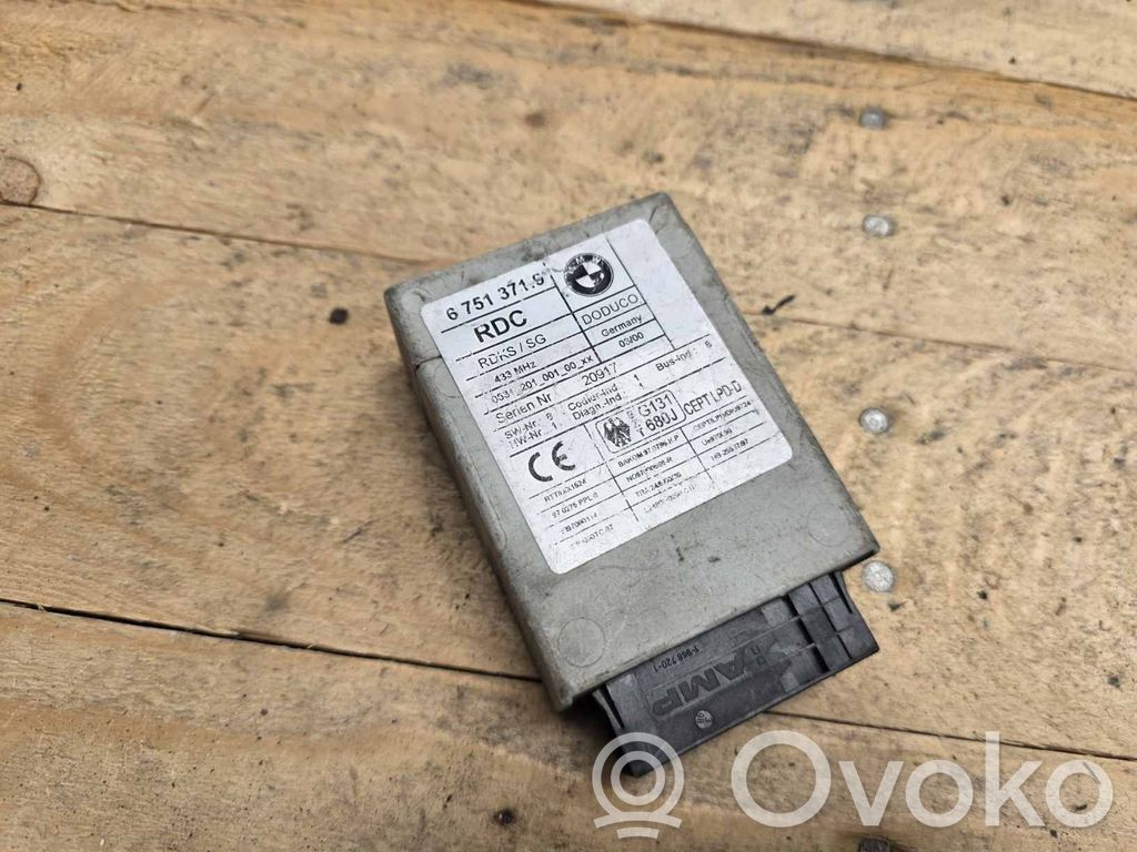 BMW 5 E39 Tire pressure control unit 