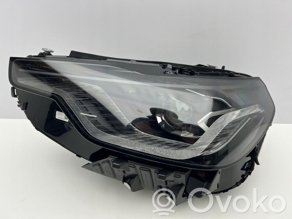 BMW 2 G42 Phare frontale 