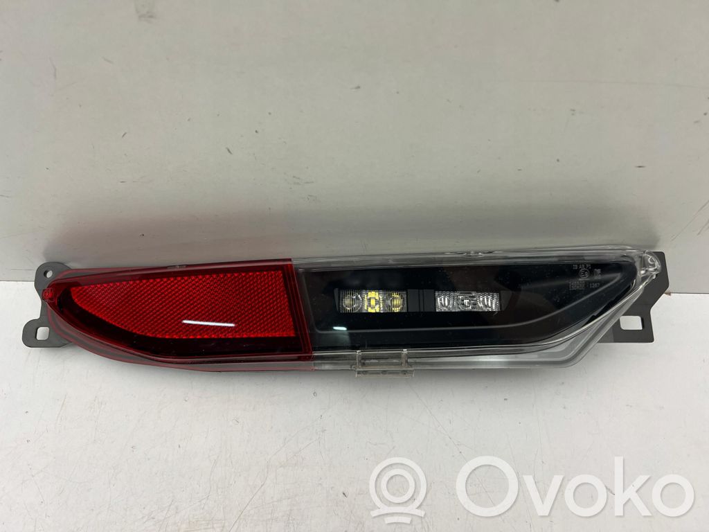 Renault Megane E-Tech Aizmugures bufera gaisma 