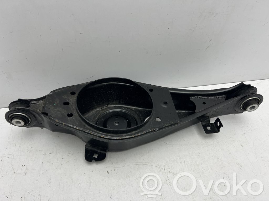 Ford Focus Querlenker hinten 