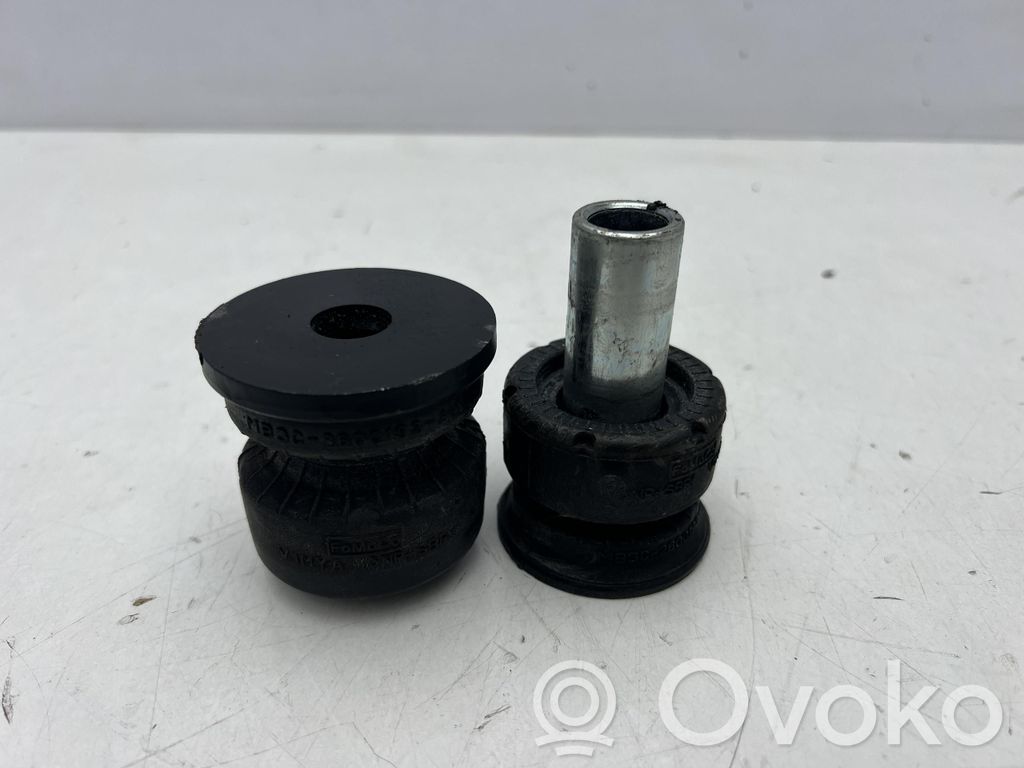 Ford Escort Uchwyt / Mocowanie chłodnicy 