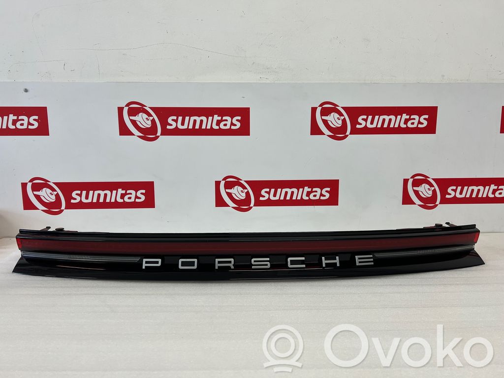 Porsche Panamera (971) Takaluukun takavalot 
