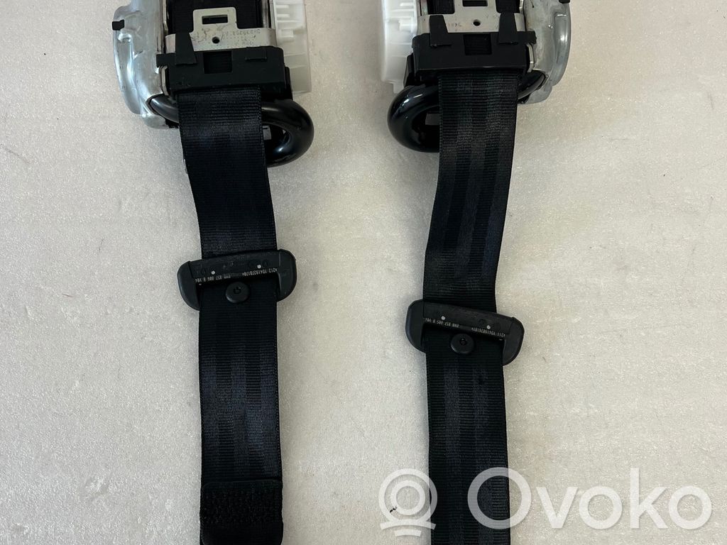 Audi A4 S4 B9 8W Pas bezpieczeństwa fotela tylnego 