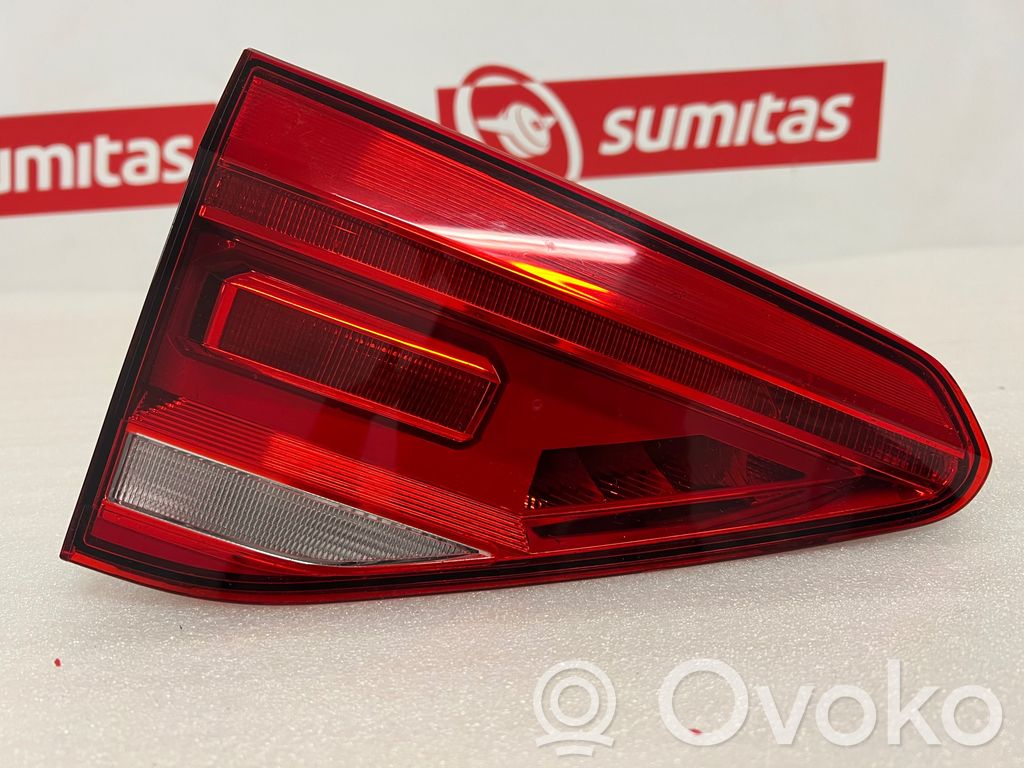 Volkswagen Touran III Lampy tylnej klapy bagażnika 
