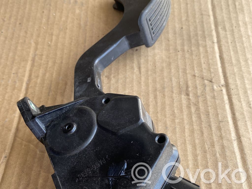 Lexus CT 200H Pedal del acelerador 