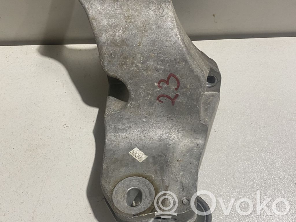 Engine mounting bracket   X05302A