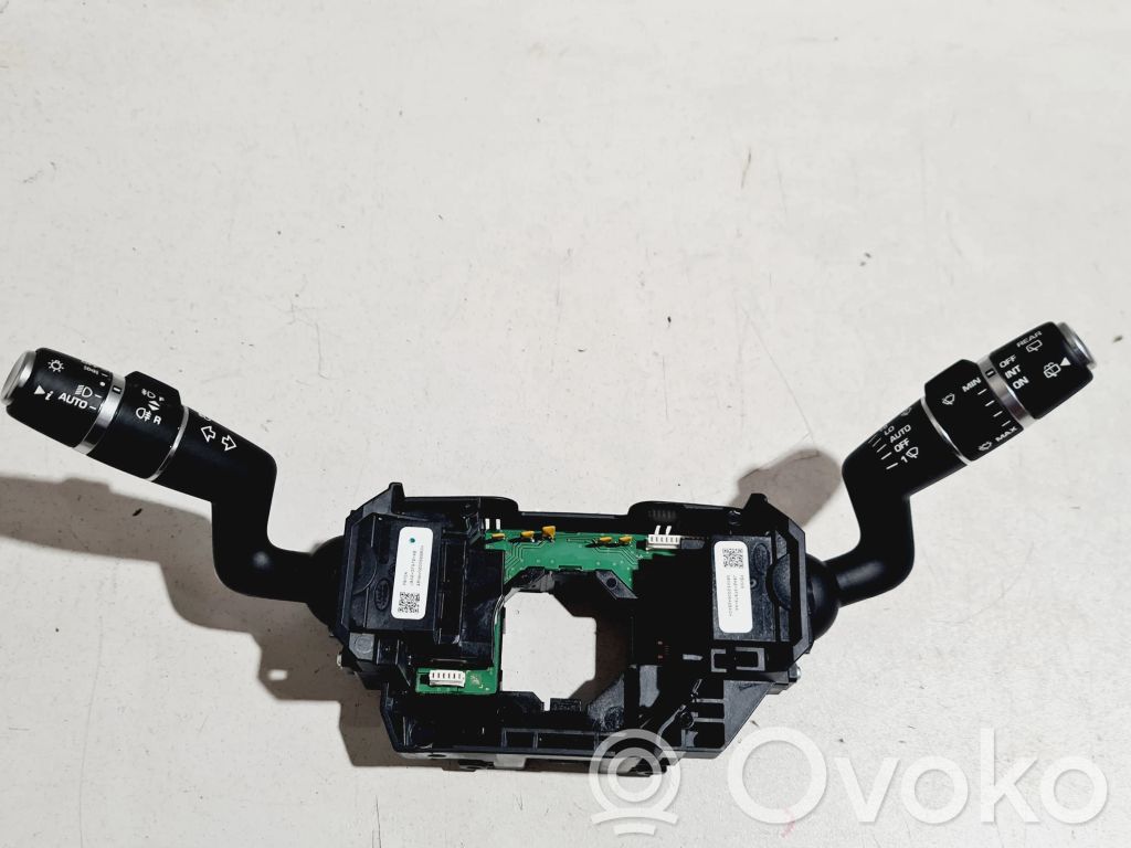 Land Rover Range Rover Velar Wiper turn signal indicator stalk/switch 