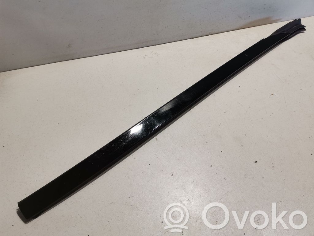 BMW X5 G05 Windshield trim 