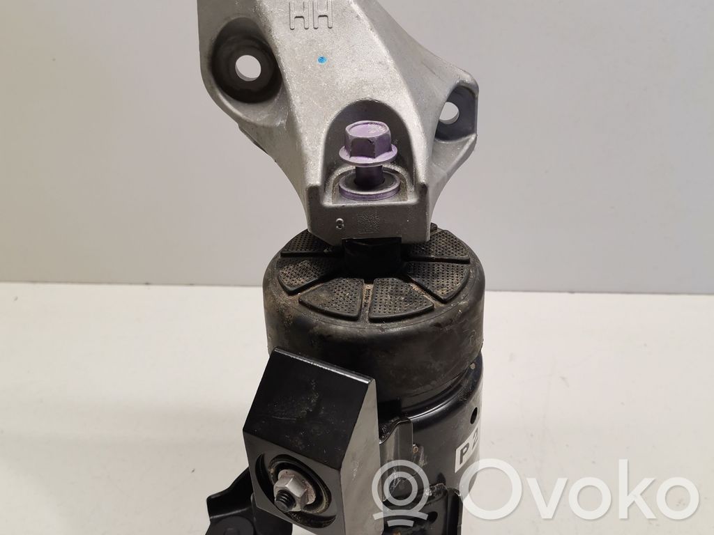 Lexus RX V Engine mount bracket 