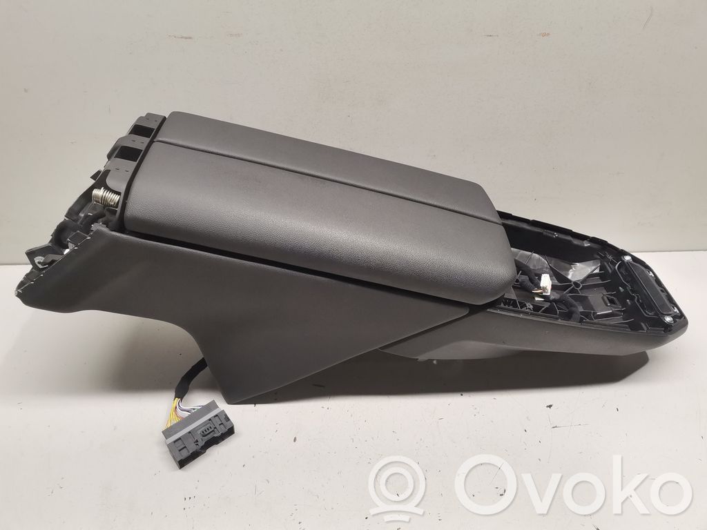 Armrest   10874713
