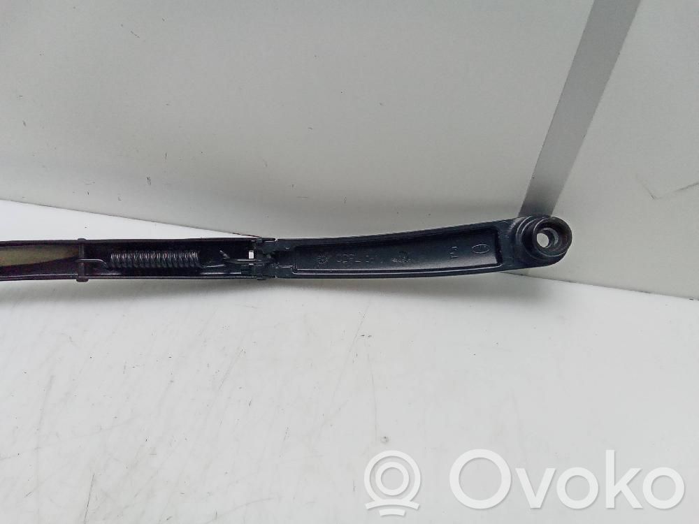 Front wiper blade arm   SINREF