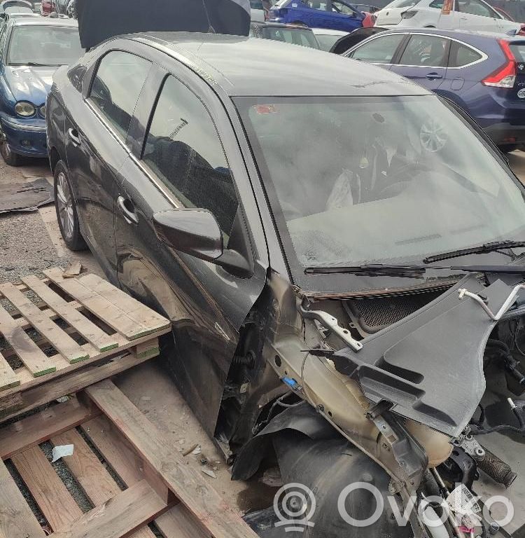 Bisagras del capó/tapa del motor   SINREF