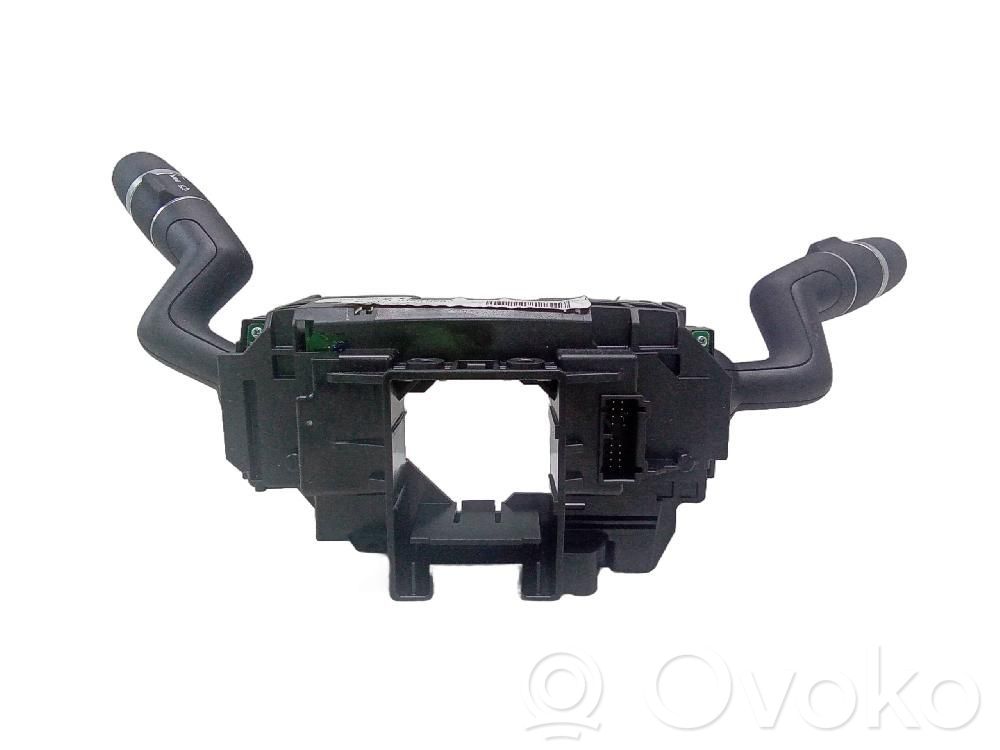 Interruptor de luz   J8A213N064CC