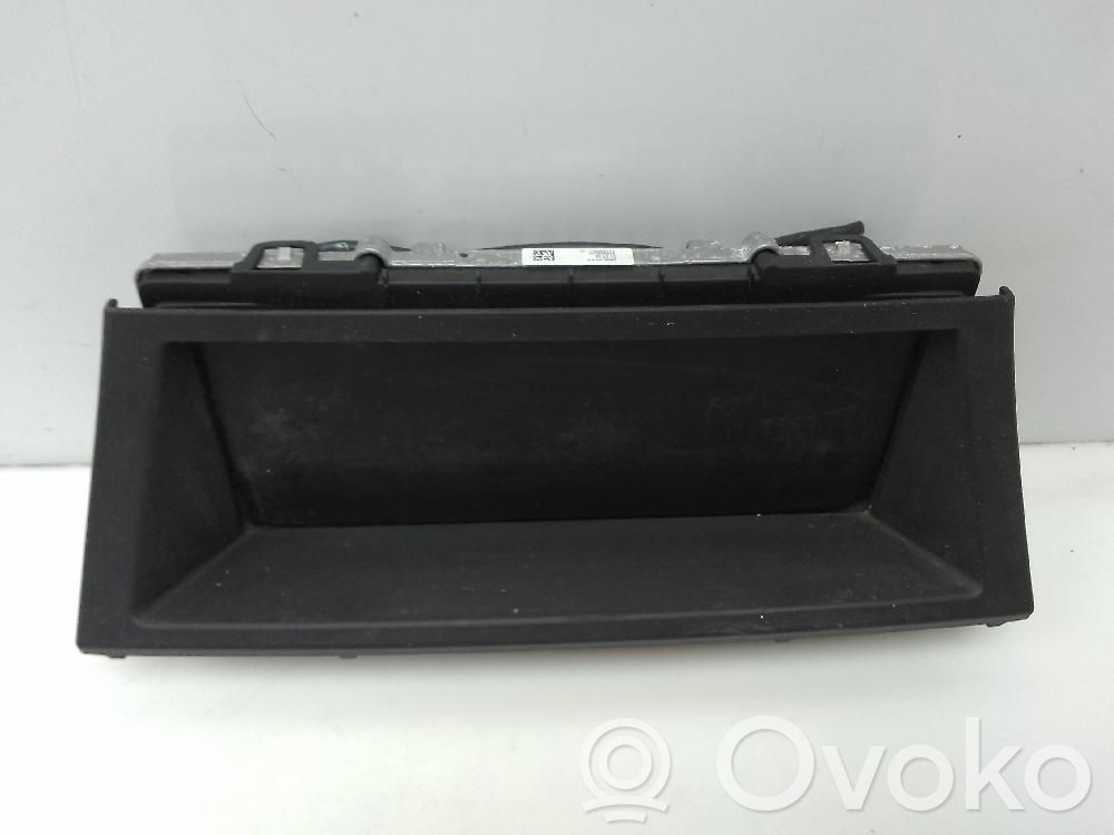 Screen/display/small screen   244808701