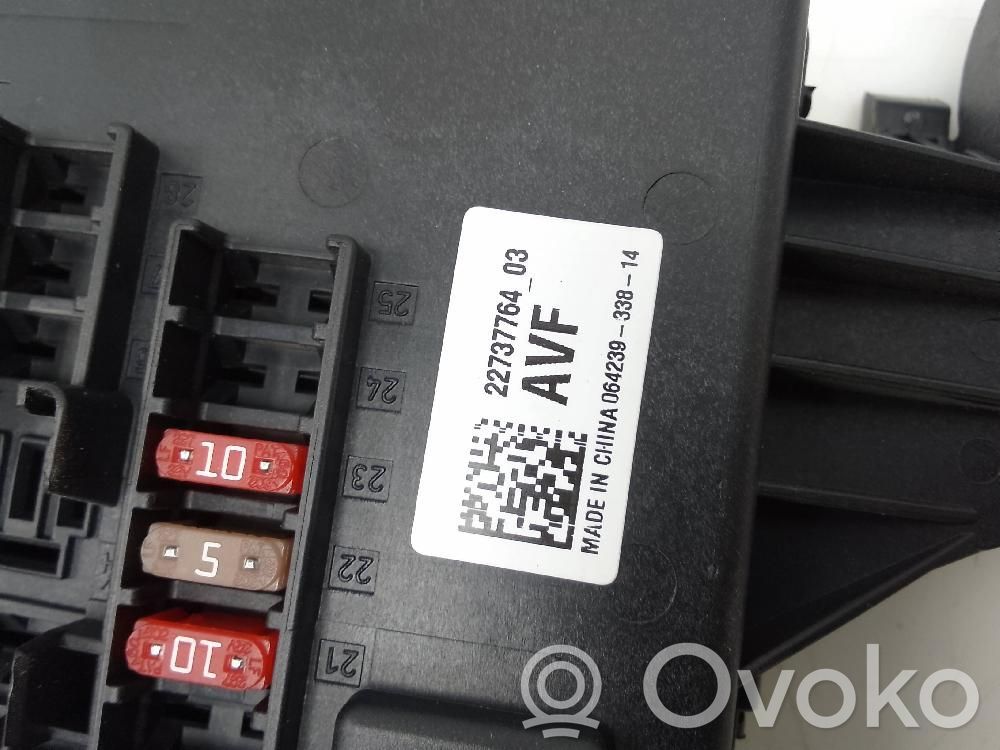 Módulo de fusible   2273776403