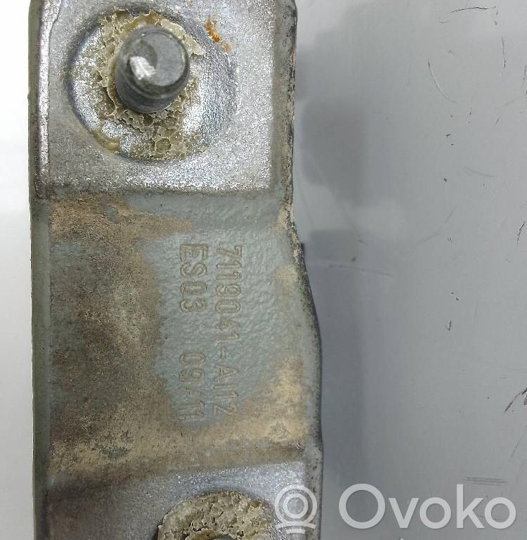Bisagra del maletero/compartimento de carga   7119041
