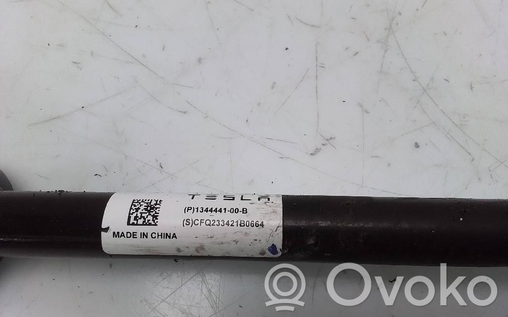 Brazo de suspensión trasero   134444100B