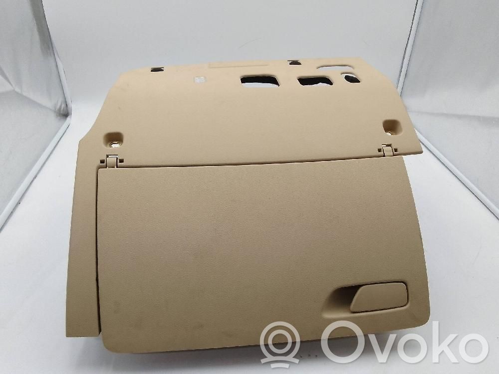 Handschuhfach   1104875X