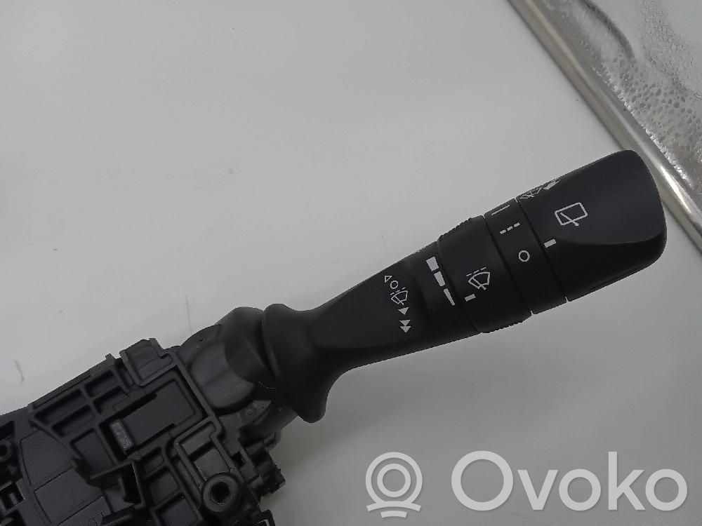 Toyota Auris E180 Interruptor/palanca de limpiador de luz de giro 