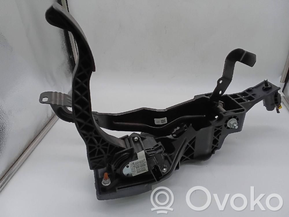 Gaspedal   86ET63