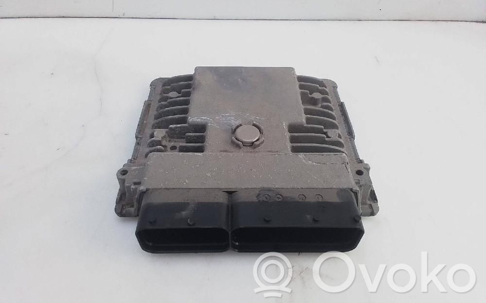 Engine control unit/module   03F906070DD