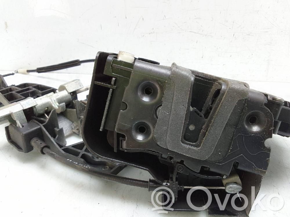 Land Rover Discovery 3 - LR3 Serratura portiera posteriore 