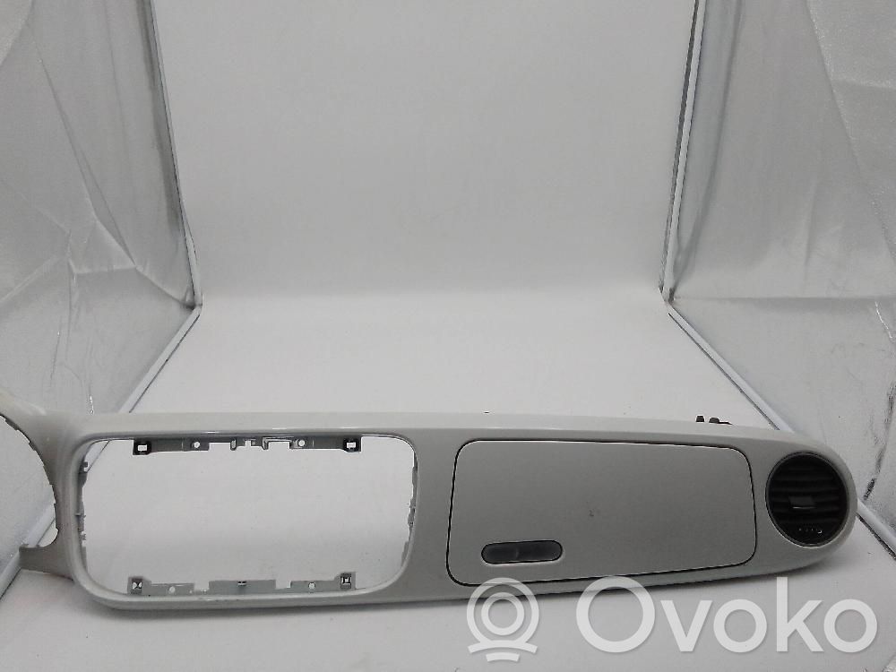 Volkswagen Beetle A5 Glove box 