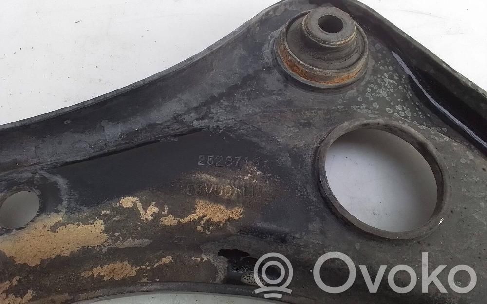 Nissan Note (E12) Front lower control arm/wishbone 