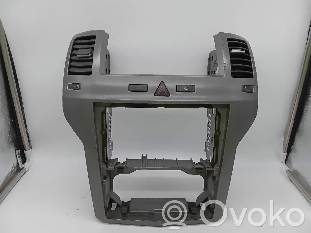 Opel Zafira B Grilă ventilație centrală 