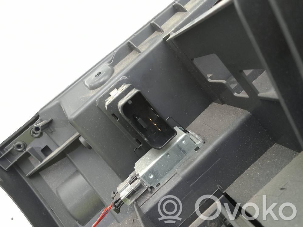 Guantera   3V1857097