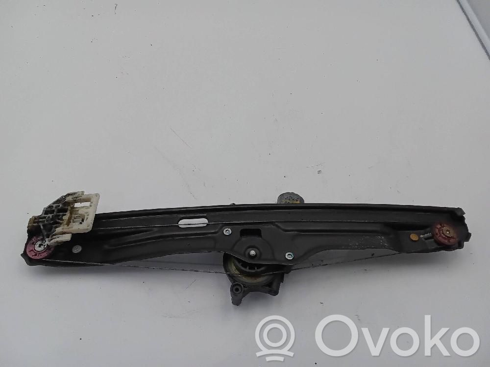 Fiat 500L Macara ușă față cu motor