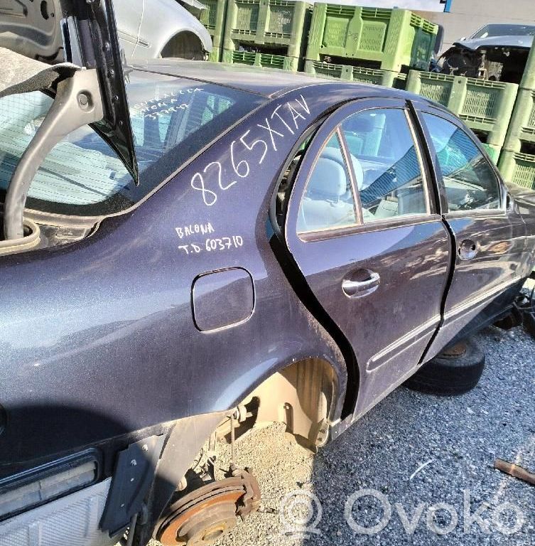 Mercedes-Benz E W211 Achsschenkel hinten 