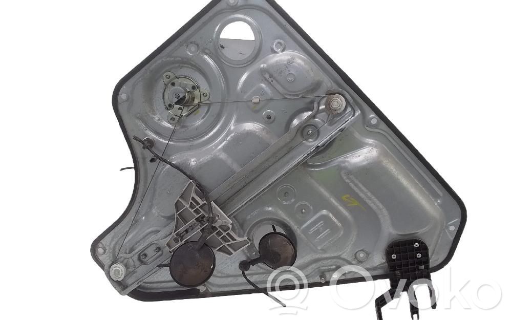 KIA Venga Macara geam spate manuală