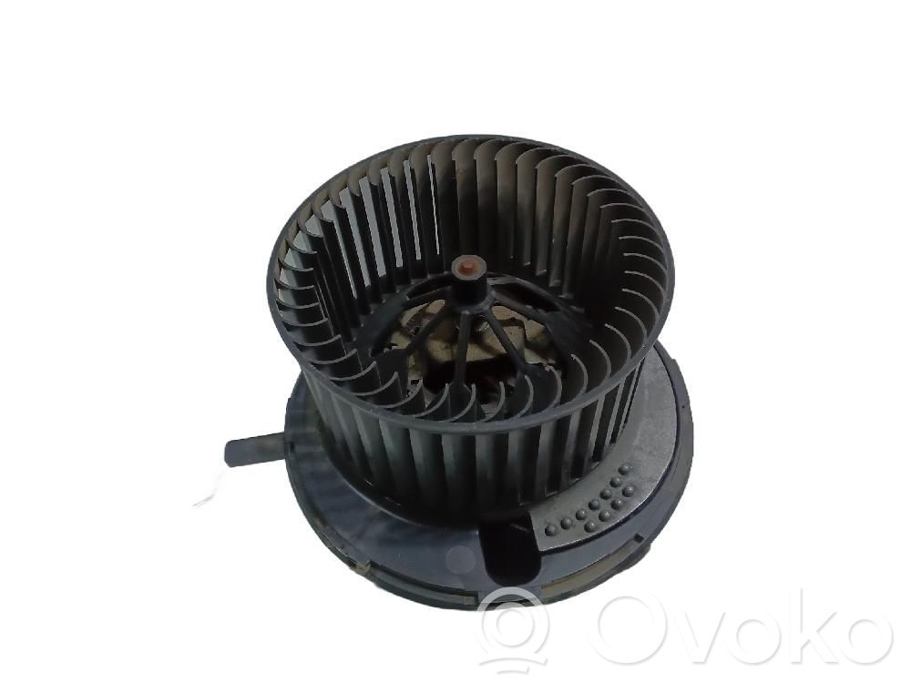 Volkswagen PASSAT B6 Ventilator aerotermă 