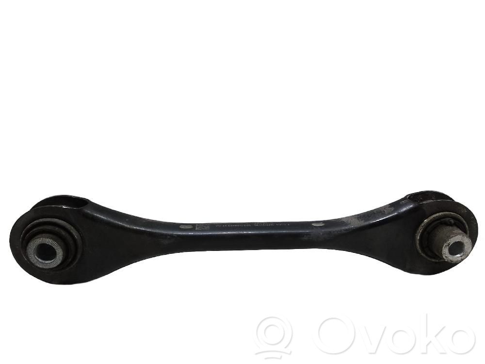 Volkswagen Golf VIII Braccio di controllo sospensione posteriore