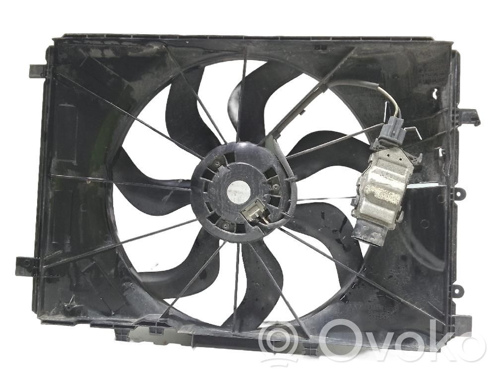 Infiniti Q30 Ventilatore di raffreddamento elettrico del radiatore