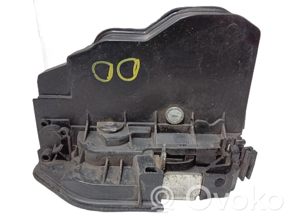 Etuoven lukko   7167074