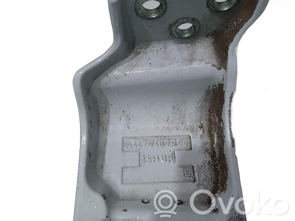 Mercedes-Benz Vito Viano W447 Cerniera inferiore della portiera posteriore